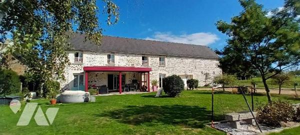 Maison à Vendre à Arquenay (53170) en Mayenne (53)

Située entre Arquenay et Meslay du maine,...