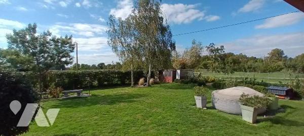Maison à Vendre à Arquenay (53170) en Mayenne (53)

Située entre Arquenay et Meslay du maine,...