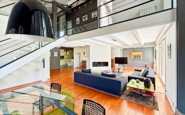 Maison à vendre    5 pièces •  Billère