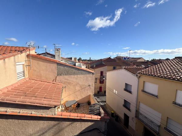 Maison de village avec terrasse et garage R+3