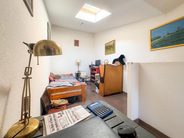 Maison de village avec terrasse et garage R+3