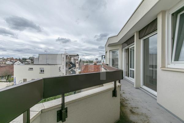 Appartement à vendre    5 pièces • 105,20 m2 Noisy-le-Grand