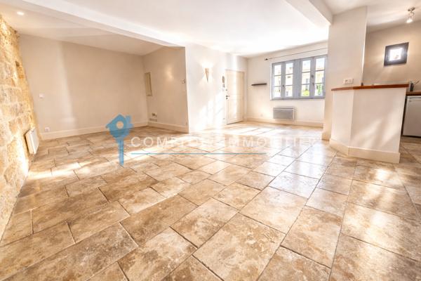 Immeuble
                                                                                                                                                
                                                                                                                                                
                                                                                                                                                
                                                    
                                                                                                                                                                                                                                                                                                                        187  m²                                                                                                                                                                                                         3 etage(s)
