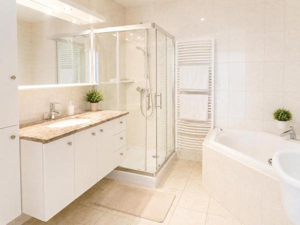 Superbe appartement 3 pièces de 93 m2, grande terrasse sans vis à vis
