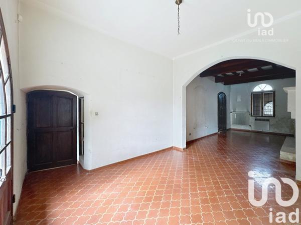 Maison de village 12 pièces de 262 m² à Mouriès (13890)