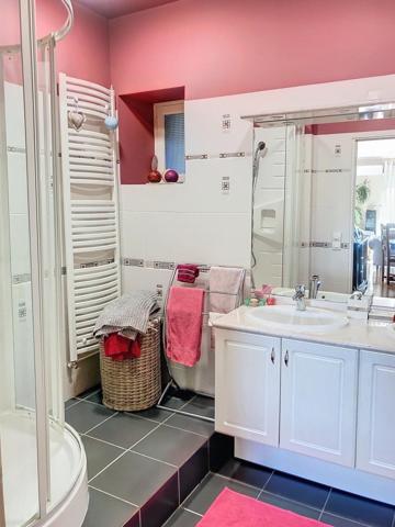 Charmante Maison 3 Chambres Jardin Garage proche Cahors