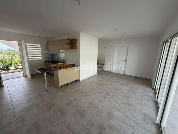 Vente
                Appartement57,6 m² - 3 Pièces -
                    SAINTE ANNE (97180)
