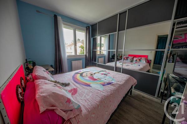 Maison à vendre  6 pièces - 107,07 m2 LE TAILLAN MEDOC - 33