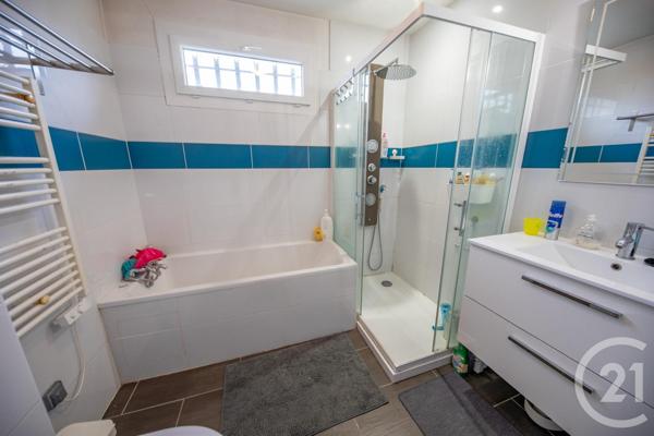 Maison à vendre  6 pièces - 107,07 m2 LE TAILLAN MEDOC - 33