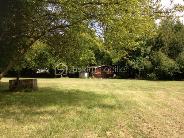 Terrain de 10 907 m²