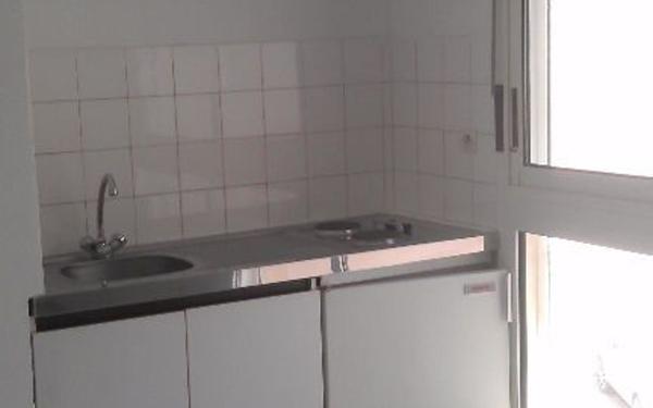 Appartement à louer    1 pièce •  Nîmes