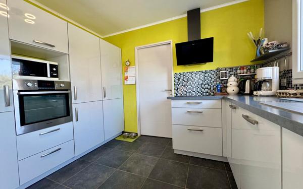 Maison à vendre    3 pièces • 85 m2 Hazebrouck