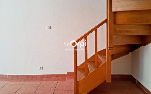 Immeuble à vendre    6 pièces •  Montluçon