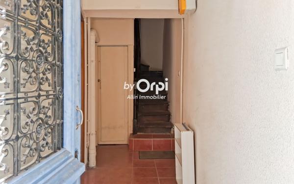 Immeuble à vendre    6 pièces •  Montluçon