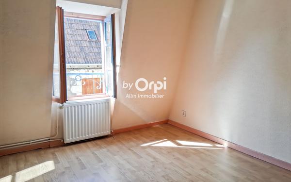 Immeuble à vendre    6 pièces •  Montluçon