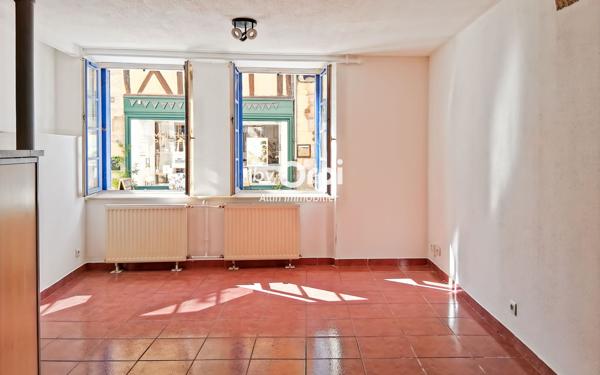 Immeuble à vendre    6 pièces •  Montluçon