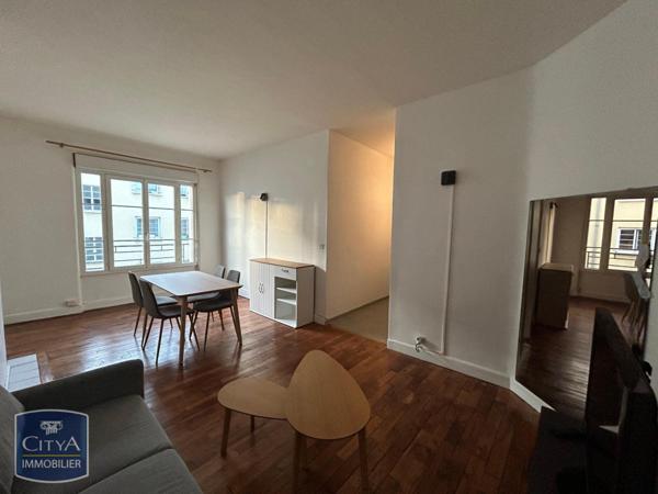 Appartement à louer 2 pièces 43.56m²