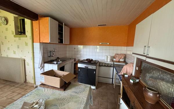 Maison à vendre    5 pièces • 130 m2 Mézières-sur-Issoire