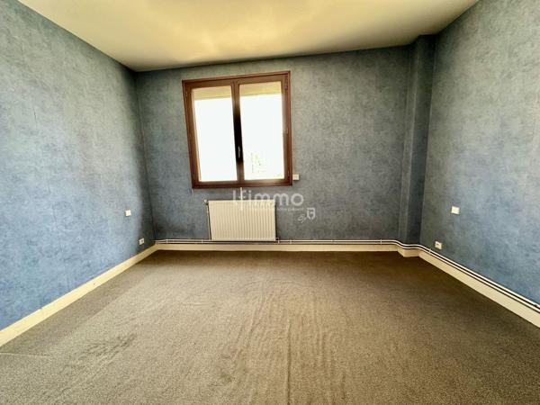 Montreuil limite Fontenay- Appt 3P 2CH- 70m2- Terrasse +Cave