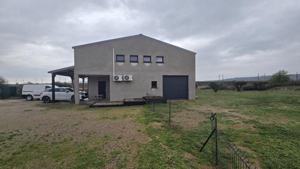 Local Commercial 5 pièces - 155 m² Exclusivité efficity