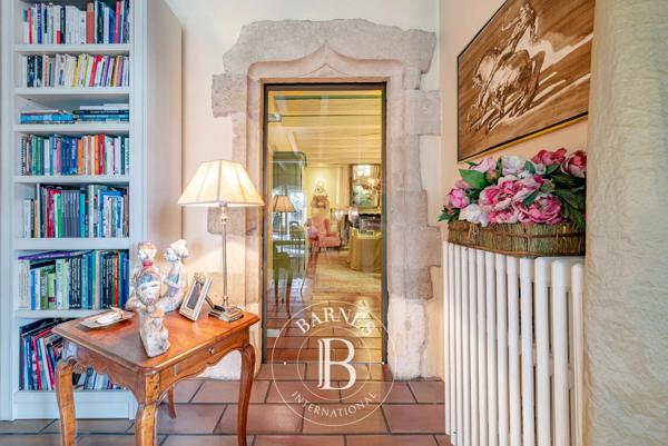 Annecy, Propriété 7 Chambres -  525 m² à vendre