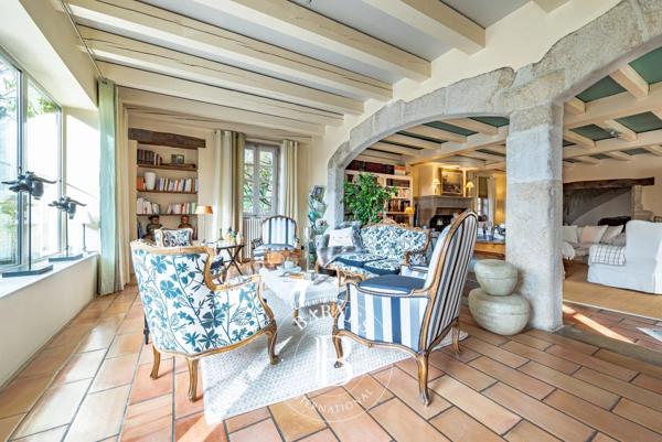 Annecy, Propriété 7 Chambres -  525 m² à vendre