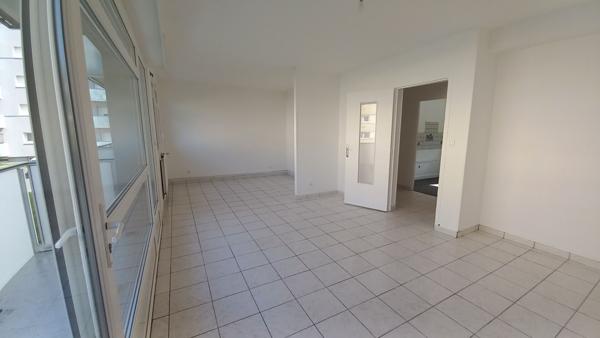APPARTEMENT T3 PETIT COURONNE