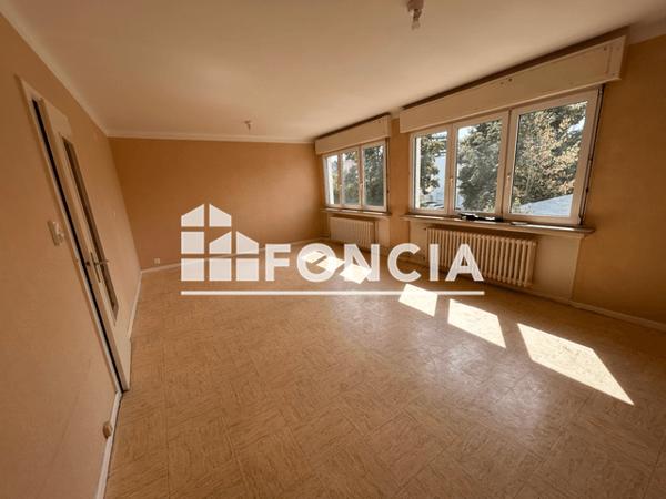 Location Appartement 4 pièces 80.87 m² - 3 AVENUE DE DOUAI Thionville 57100
