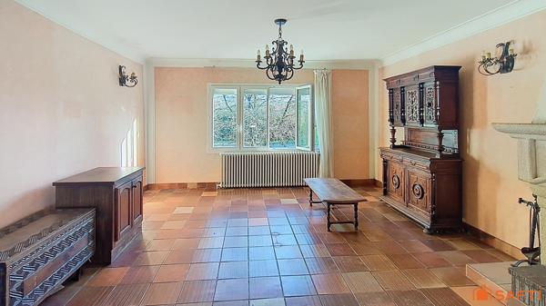 Maison familiale avec potentiel locatif, piscine et grand terrain sans vis-à-vis