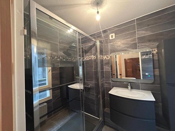 Appartement rénové avec vue dégagée sur le Rhône !