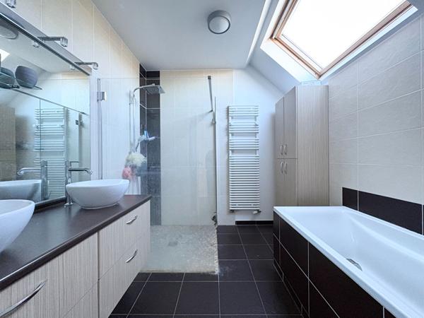 Maison Plaisir 6 pièce(s) 130 m2