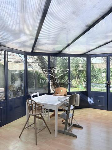 MAUGUIO CENTRE-SUPERBE BATISSE AVEC CACHET-TERRAIN ARBORE DE 442M2-PISCINE