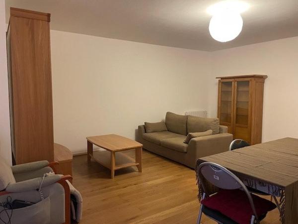 Appartement T3 - 63.5 m2 - RDC terrase de 15 m2 - proche tous commerces - écoles - RER C