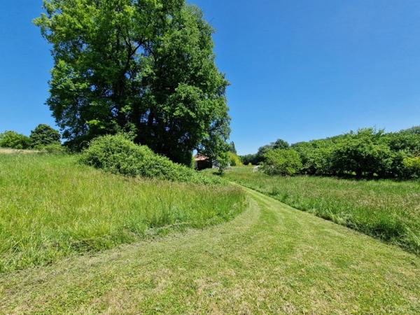 Ancien corps de ferme dans le lochois