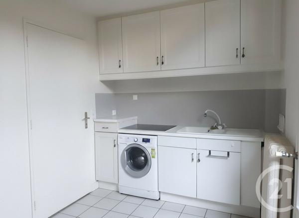 Maison à vendre  11 pièces - 259,70 m2 MERY SUR OISE - 95