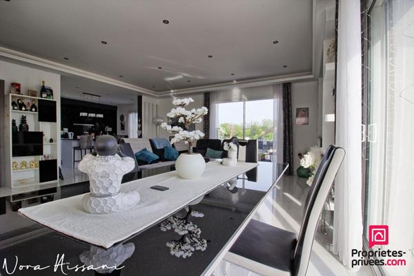 Maison Chaussin 6 pièce(s) 136 m2