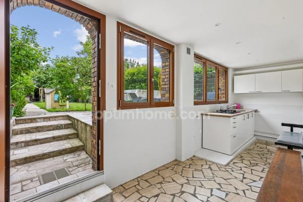Maison familiale 129 m² habitables + sous-sol total – Terrain 365 m²