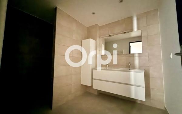 Appartement à louer    4 pièces • 136,07 m2 Theys