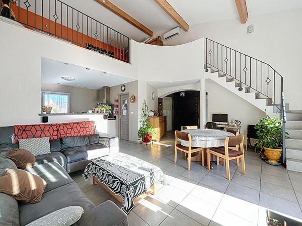 Villa haut de gamme à CRUAS avec piscine