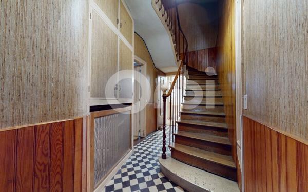 Maison à vendre    5 pièces • 131 m2 Soissons