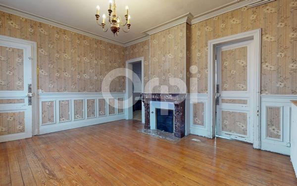 Maison à vendre    5 pièces • 131 m2 Soissons