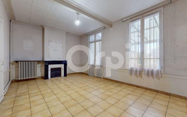 Maison à vendre    5 pièces • 131 m2 Soissons