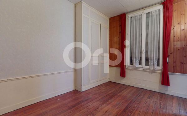 Maison à vendre    5 pièces • 131 m2 Soissons