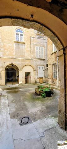 VILLEFRANCHE-SUR-SAÔNE Centre-ville Appartement ancien rénové