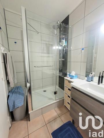 Appartement 2 pièces de 52 m² à Roanne (42300)