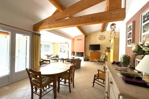 Vente Villa 7 pièces 128 m2 à Roussillon