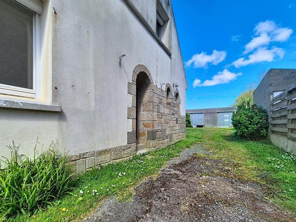 Maison à rénover 7 pièces + hangar à vendre au centre de Lesneven - Réf 7512 , Lesneven