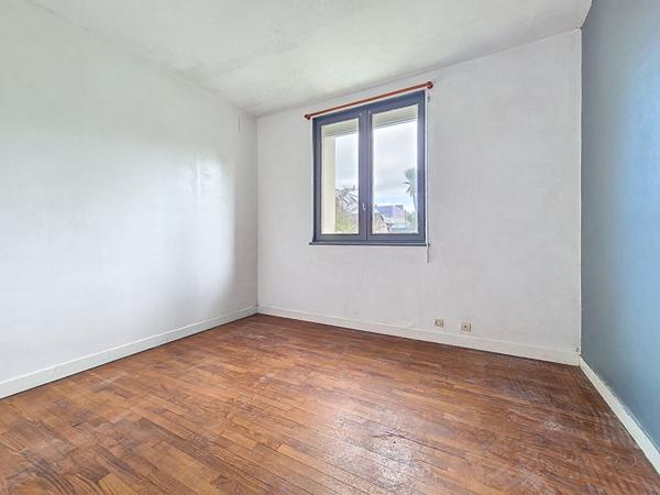 Maison à rénover 7 pièces + hangar à vendre au centre de Lesneven - Réf 7512 , Lesneven