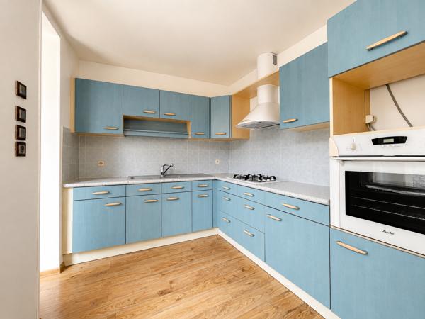 Appartement
         2 pièces
        - 48 m² Exclusivité 112 000 € *