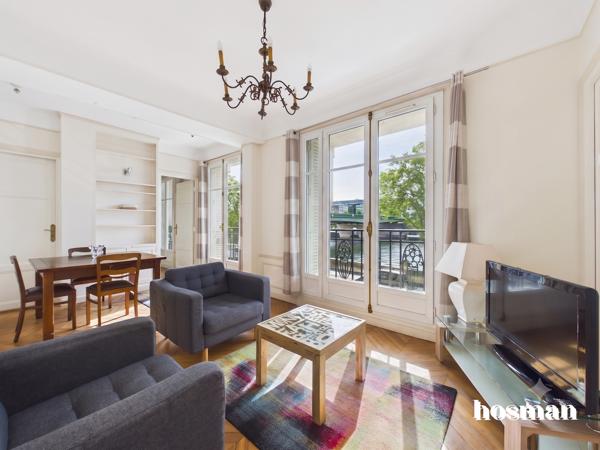 Appartement 3 pièces 2 chambres de 59 m² - Quai Louis Blériot, balcon, lumineux, sud-est